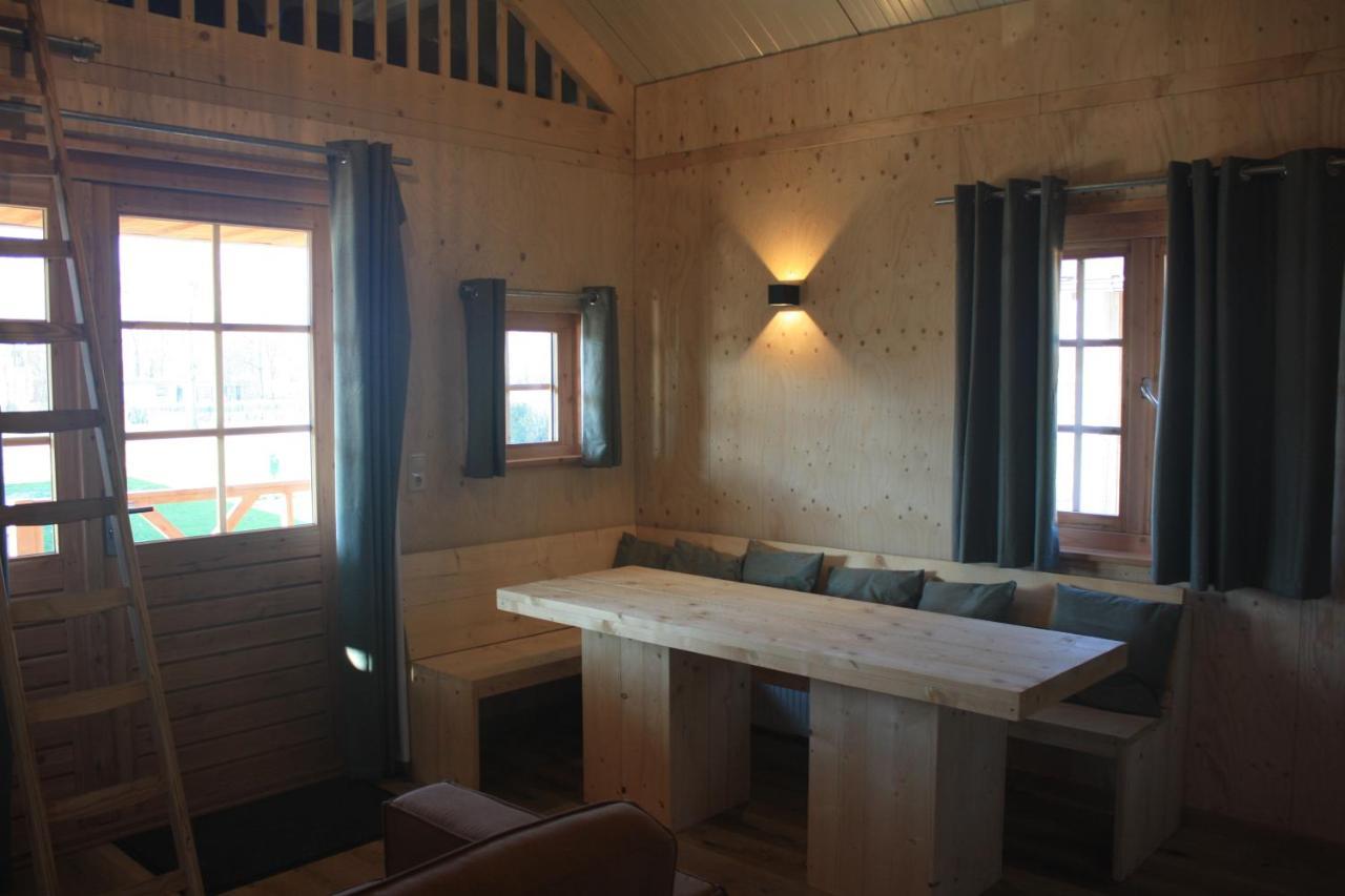 De Heen Camping De Uitwijk מראה חיצוני תמונה